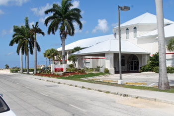 Grand Cayman Island, St Matthews University